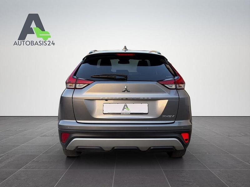Gebraucht Mitsubishi Eclipse Cross Plus 188 PS (138 kW) 2022 Titanium grey SUV