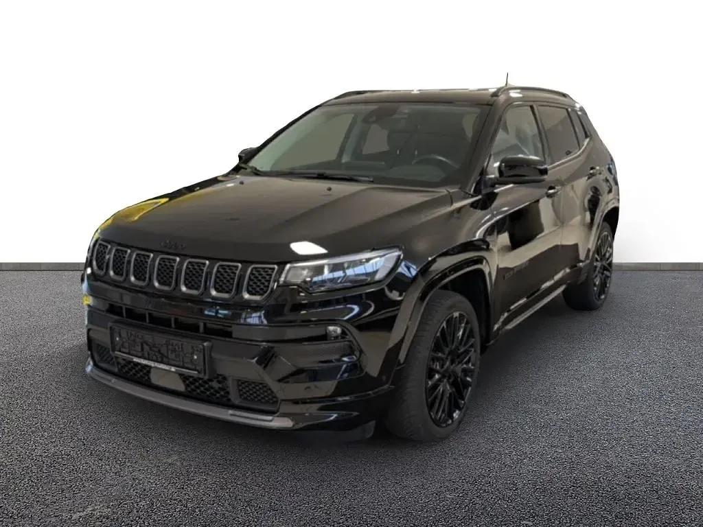 Gebraucht Jeep Compass 131 PS (96 kW) 2023 Black clear coat SUV