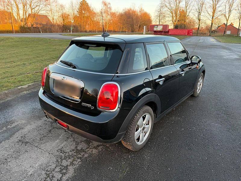 Gebraucht Mini Cooper D 116 PS (85 kW) 2015 Schwarz Kleinwagen