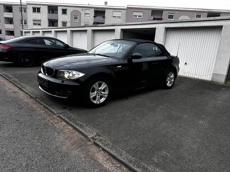 Schwarz Gebraucht 2009 BMW 118 Cabriolet Cabrio | 7.000 € (Fairer Preis) - Bild 1/4