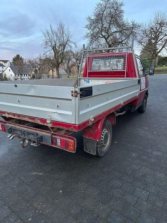 Gebraucht VW T4 75 PS (55 kW) 1997 Rot Van