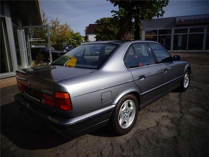 Second-hand BMW 520 150 CP (110 kW) 1995 Gri Berlinǎ