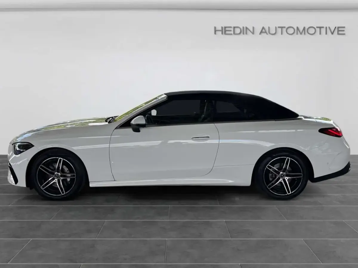 Gebraucht Mercedes CLE300 AMG 258 PS (189 kW) 2025 Polarweiß uni Cabrio