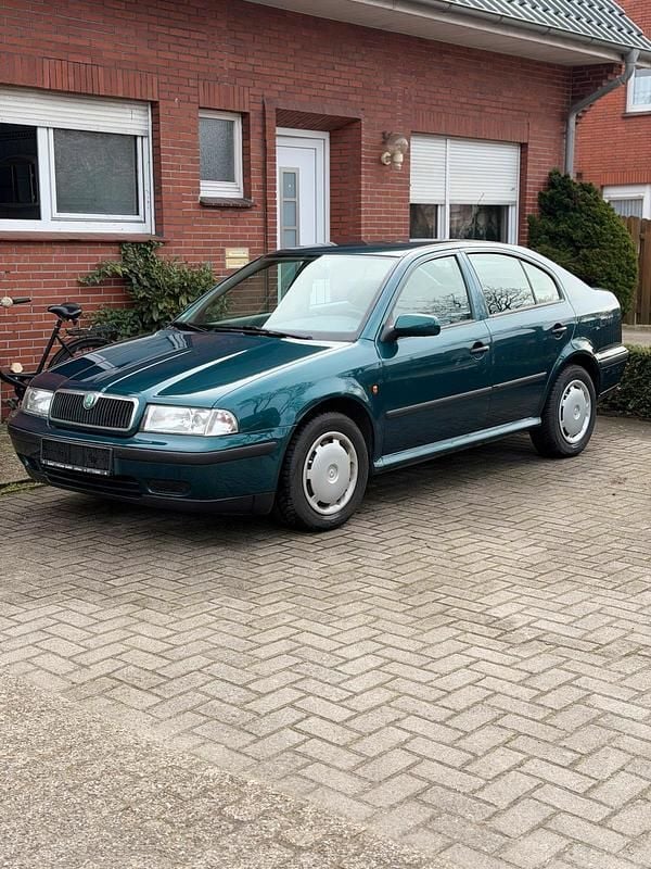 Gebraucht Skoda Octavia 75 PS (55 kW) 1997 Blau Limousine