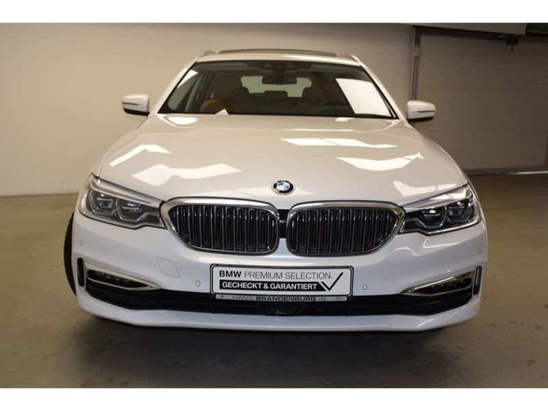 Gebraucht BMW 530 265 PS (194 kW) 2020 Weiss Kombi