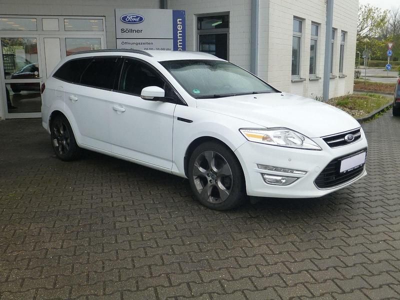 Gebraucht Ford Mondeo Titanium 140 PS (102 kW) 2013 Weiß Kombi