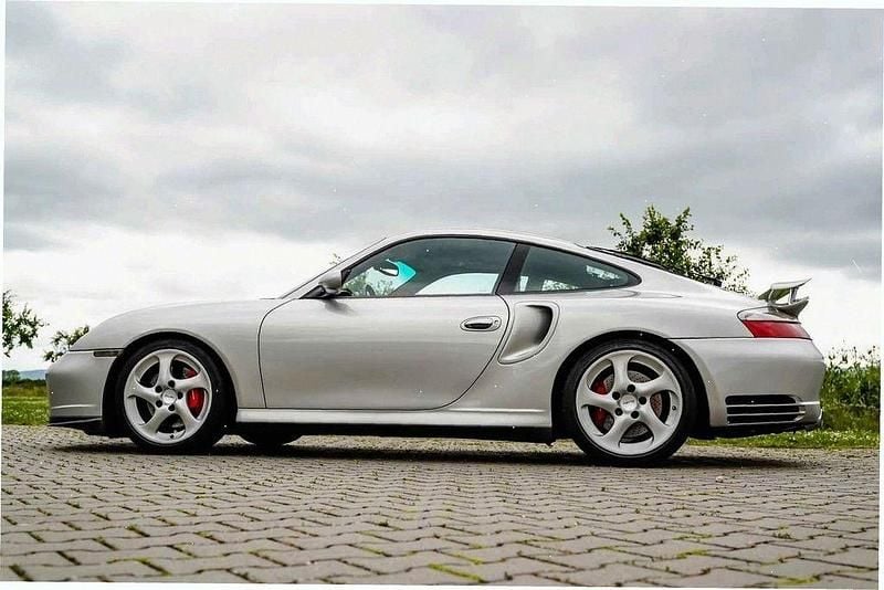 Silber Gebraucht 2001 Porsche 996 Turbo Coupé | 22.000 € - Bild 1/4