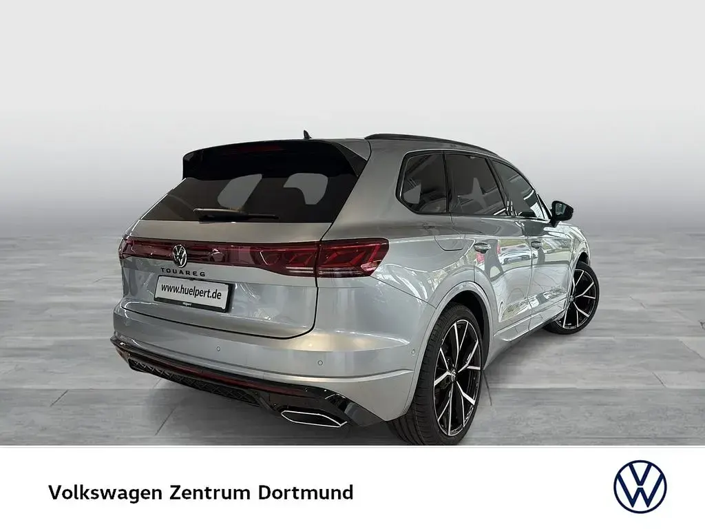Gebraucht VW Touareg R-line 286 PS (210 kW) 2025 Silber SUV