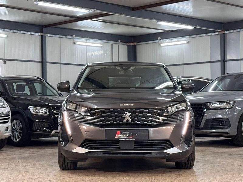 Gebraucht Peugeot 5008 Active 131 PS (96 kW) 2023 Grau Van / Kleinbus