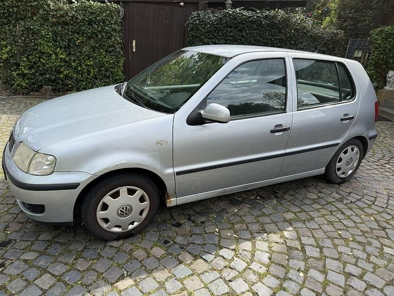Usata VW Polo 60 CV (44 kW) 2000 Argento Berlina