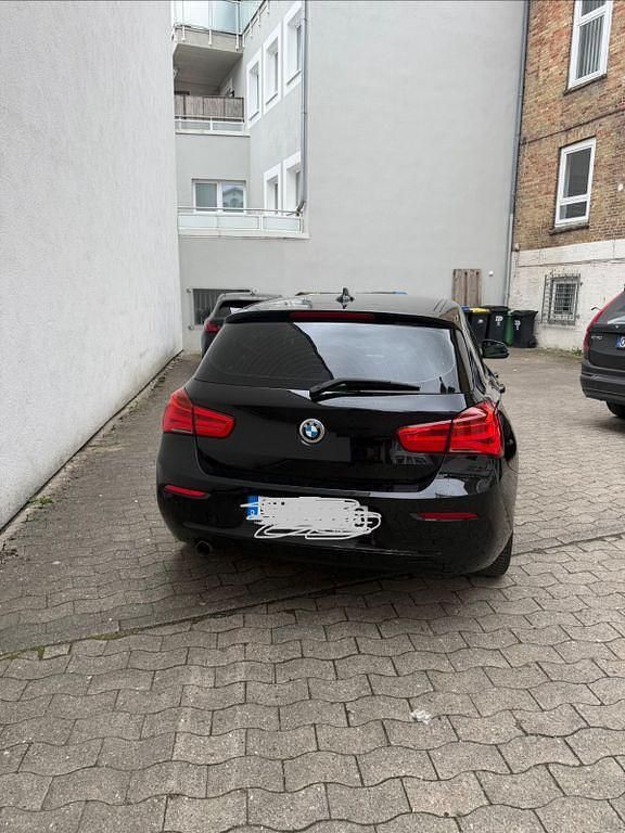 Gebraucht BMW 118 Advantage 136 PS (100 kW) 2017 Schwarz Kleinwagen