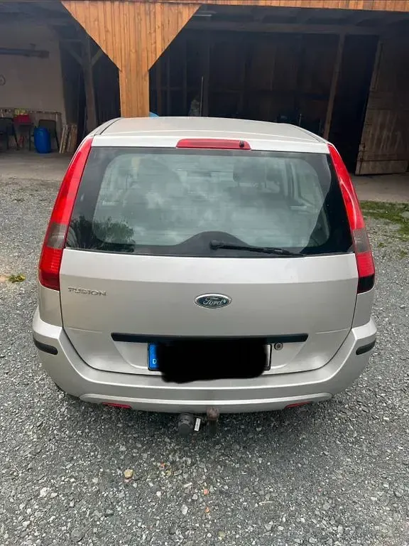 Gebraucht Ford Fusion 80 PS (58 kW) 2004 Silber Kleinwagen
