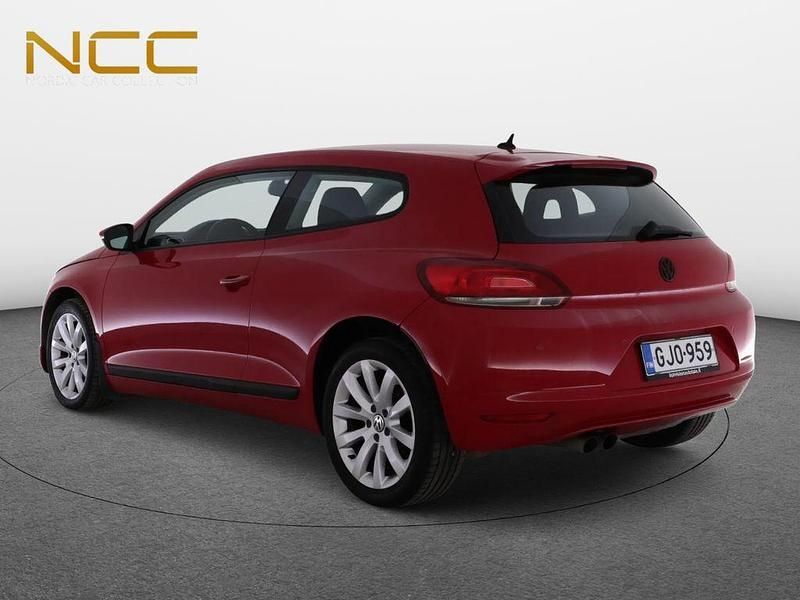 Gebraucht VW Scirocco 160 PS (117 kW) 2011 Rot