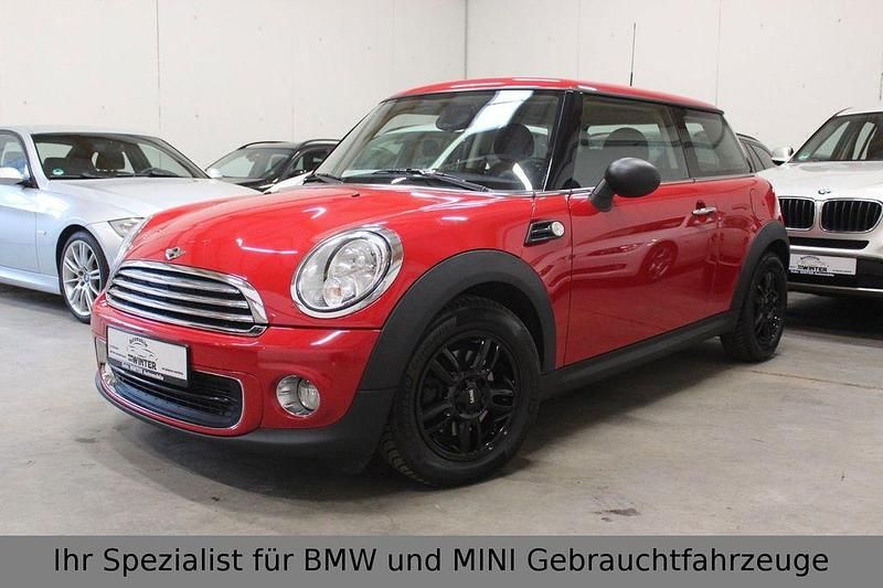 Gebraucht Mini ONE 75 PS (55 kW) 2011 Rot Kleinwagen