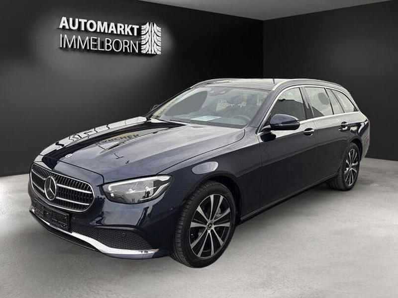 Gebraucht Mercedes E300 306 PS (225 kW) 2022 Blau Limousine