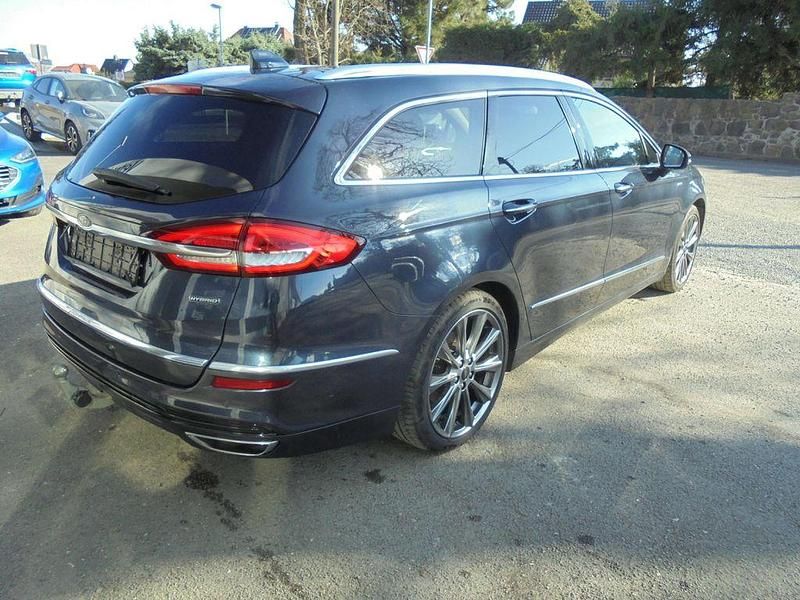 Gebraucht Ford Mondeo Vignale 140 PS (102 kW) 2021 Blau Limousine
