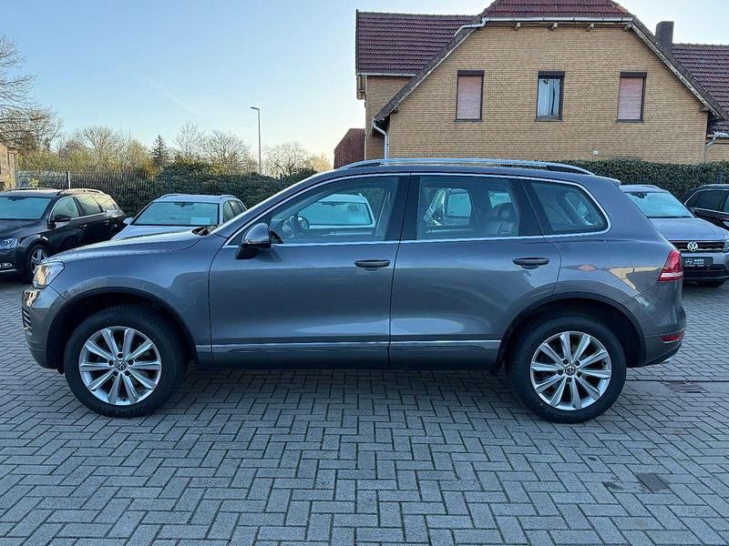 Gebraucht VW Touareg 245 PS (180 kW) 2012 Grau SUV