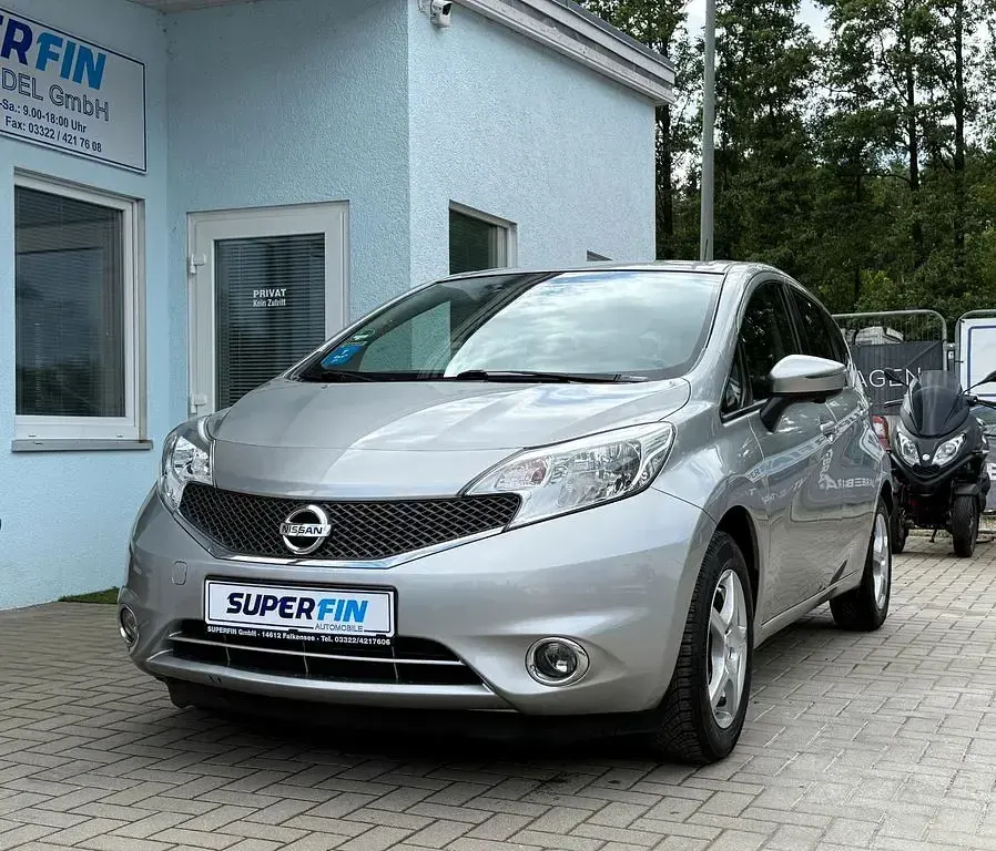 Gebraucht Nissan Note Acenta 80 PS (58 kW) 2014 Silber Kleinwagen