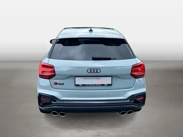 Gebraucht Audi SQ2 Comfort 300 PS (220 kW) 2022 Pfeilgrau perleffekt SUV