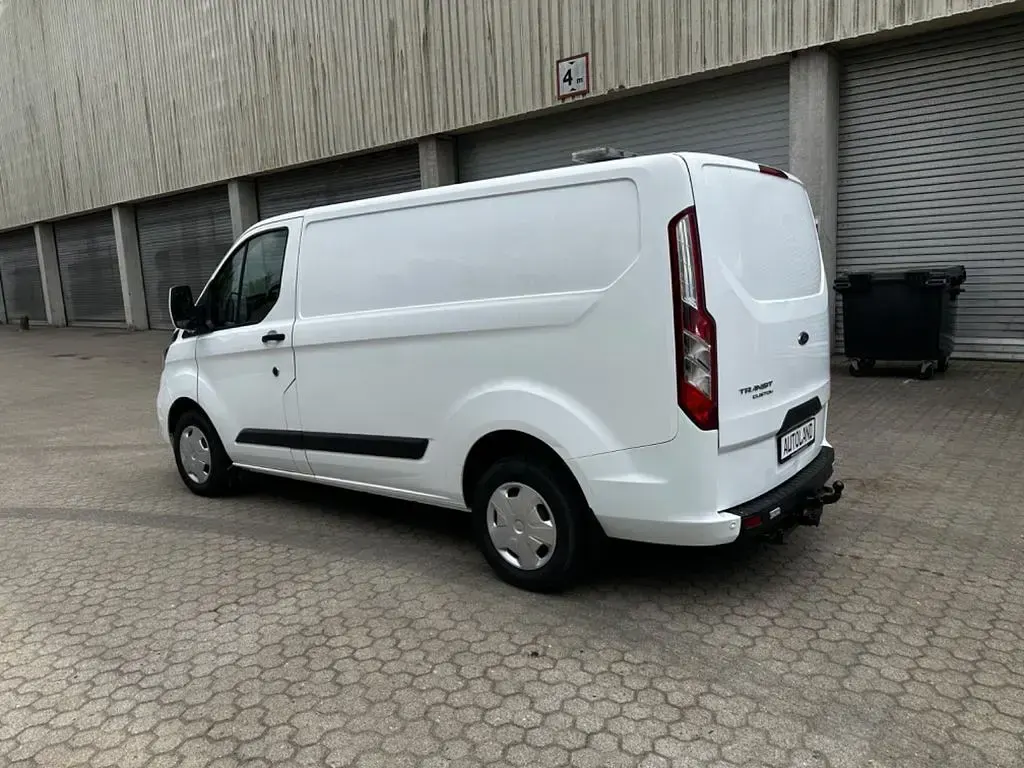 Second-hand Ford Transit Custom 131 CP (96 kW) 2020 Alb Monovolum