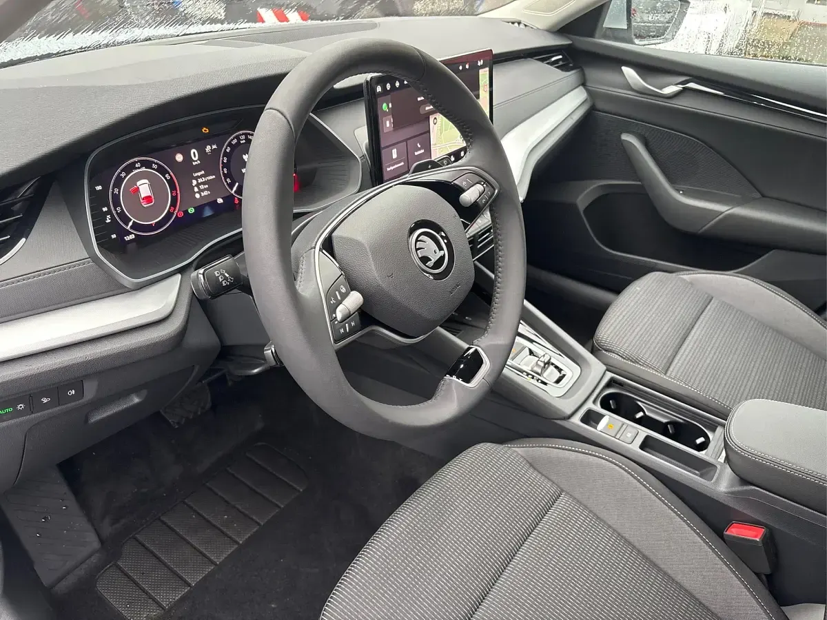 Gebraucht Skoda Octavia SportLine 150 PS (110 kW) 2026 Kombi