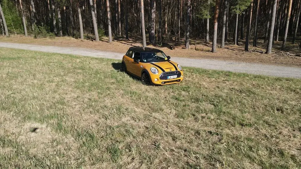Używany Mini Cooper S 192 KM (141 kW) 2014 Pomarańczowy Hatchback