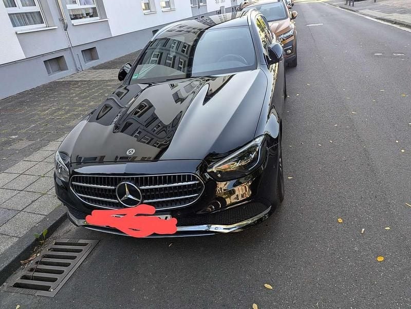 Schwarz Gebraucht 2020 Mercedes E200 Kombi | 24.999 € (Guter Preis) - Bild 1/4
