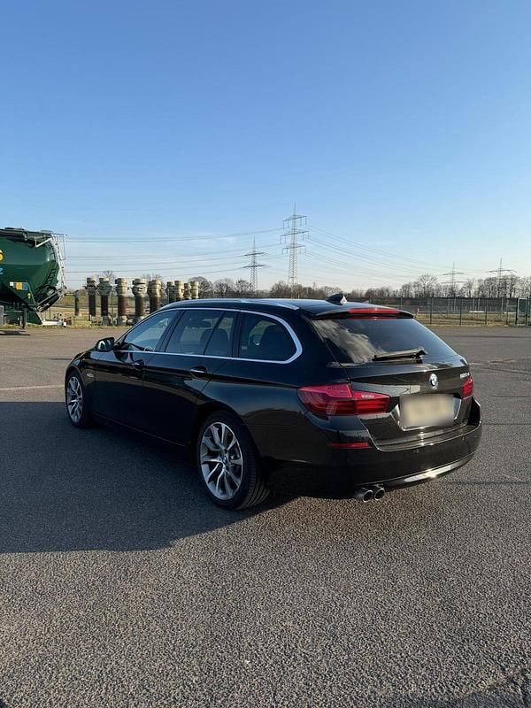 Gebraucht BMW 520 190 PS (139 kW) 2016 Schwarz Kombi