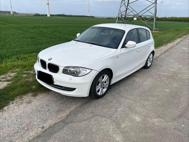 Second-hand BMW 118 Performance 143 CP (105 kW) 2011 Alb Hatchback