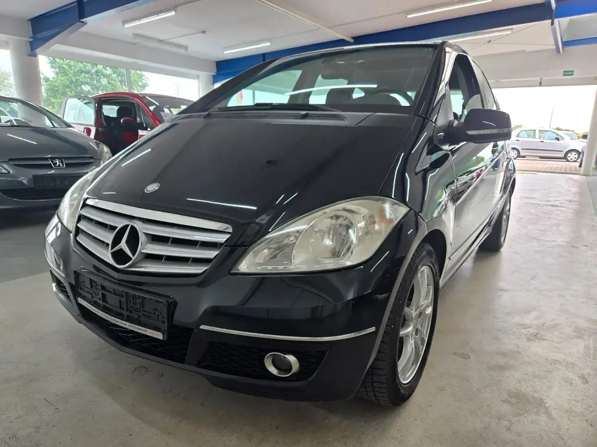 Gebraucht Mercedes A200 136 PS (100 kW) 2008 Schwarz Limousine