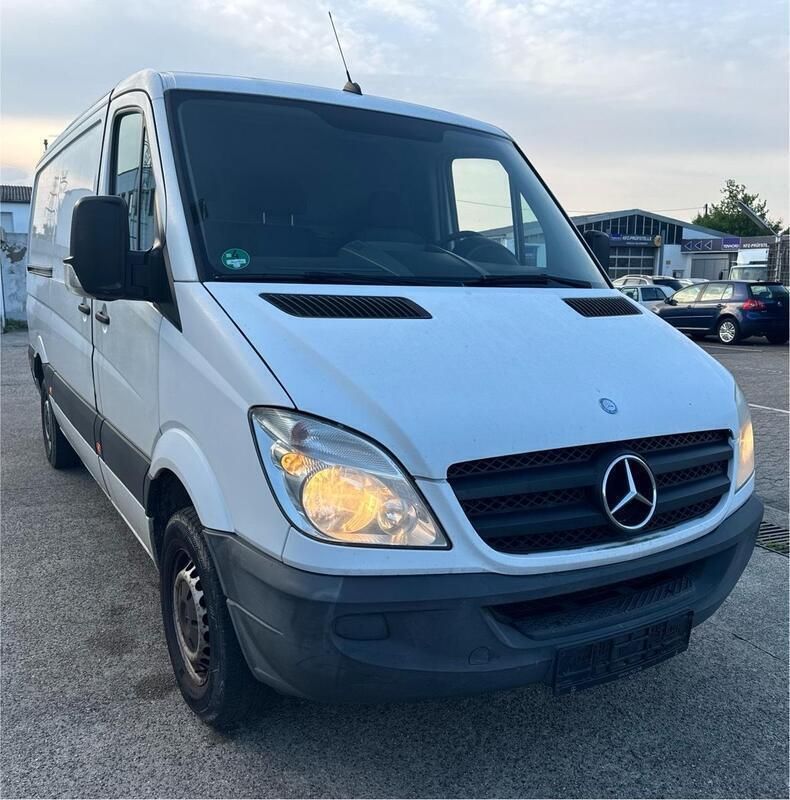 Weiß Gebraucht 2012 Mercedes Sprinter Van | 8.950 € (Fairer Preis) - Bild 1/4