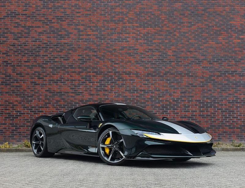 Gebraucht Ferrari SF90 2021 Grün