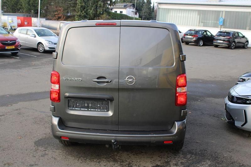 Gebraucht Opel Vivaro Elegance 177 PS (130 kW) 2022 Grau Van / Kleinbus