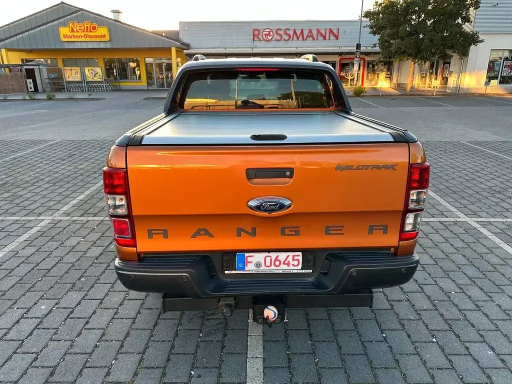 Gebraucht Ford Ranger Wildtrack 200 PS (147 kW) 2019 Orange Pickup