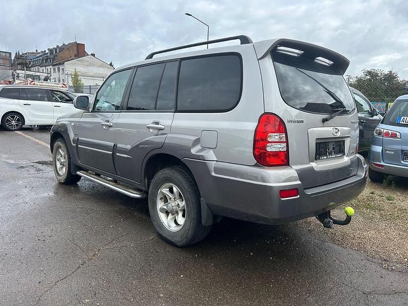 Gebraucht Hyundai Terracan 163 PS (119 kW) 2004 Silber SUV