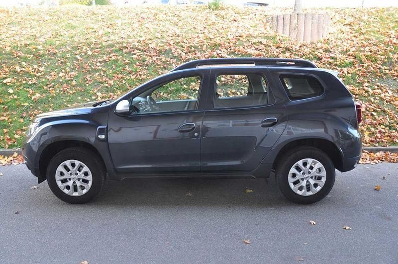 Gebraucht Dacia Duster Expression 114 PS (83 kW) 2023 Grau SUV