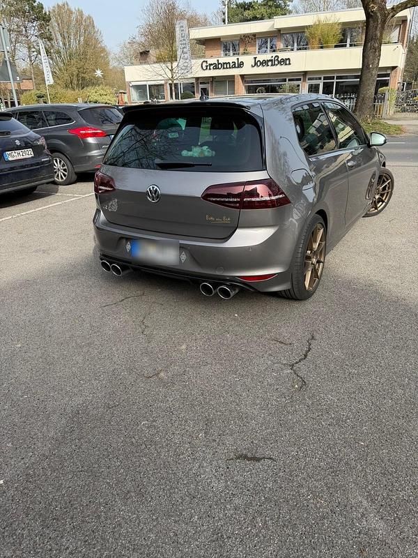 Gebraucht VW Golf R 345 PS (253 kW) 2016 Grau Coupé