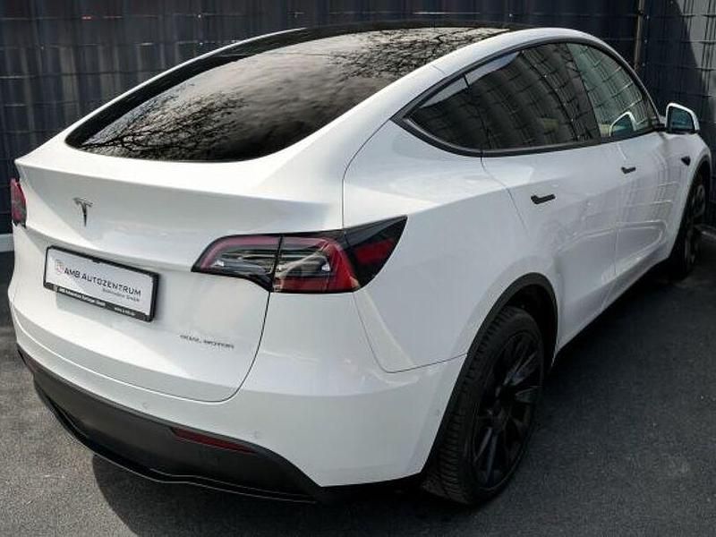 Gebraucht Tesla Model Y 378 kW (514 PS) 2022 Weiß SUV