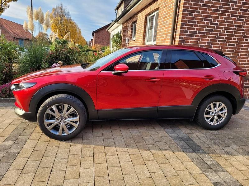 Rot Gebraucht 2025 Mazda CX-30 Takumi-Line SUV | 29.700 € - Bild 1/4