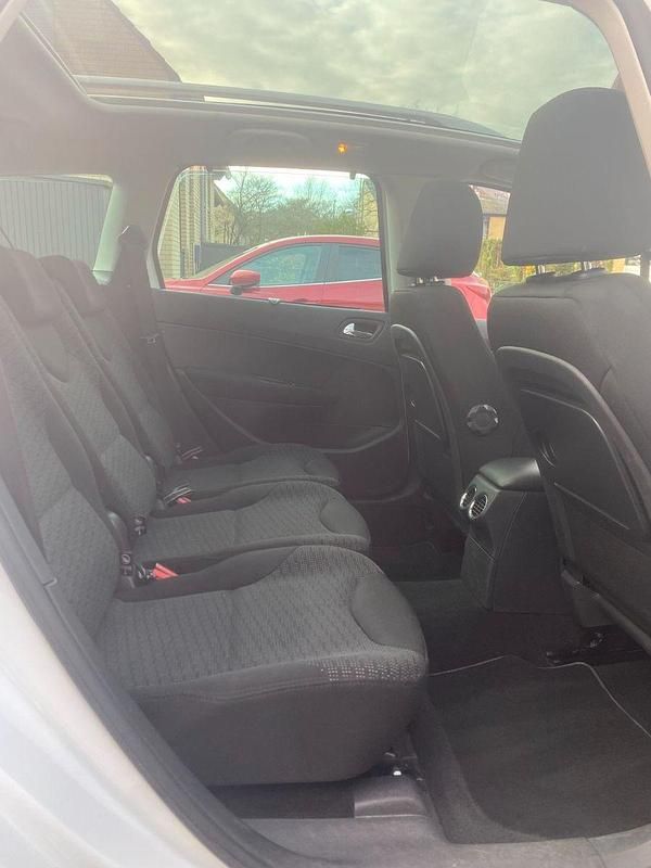 Gebraucht Peugeot 308 SW 120 PS (88 kW) 2012 Weiß Kombi