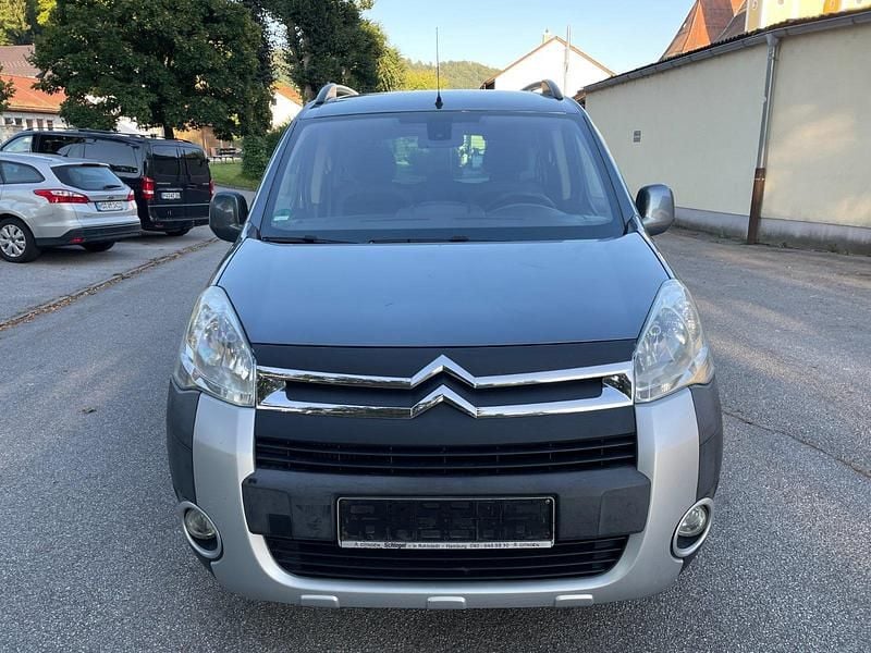 Gebraucht Citroën Berlingo 109 PS (80 kW) 2009 Grau Van / Kleinbus