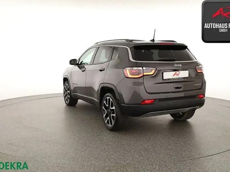 Usado Jeep Compass 150 HP (110 kW) 2021 Cinzento SUV