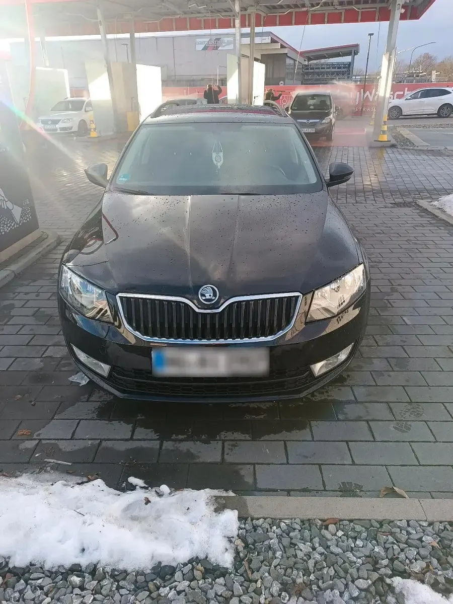 Gebraucht Skoda Octavia 150 PS (110 kW) 2015 Schwarz Kombi