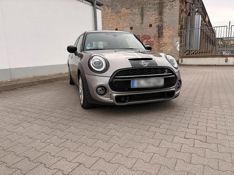 Second-hand Mini Cooper S 192 CP (141 kW) 2019 Argintiu Hatchback