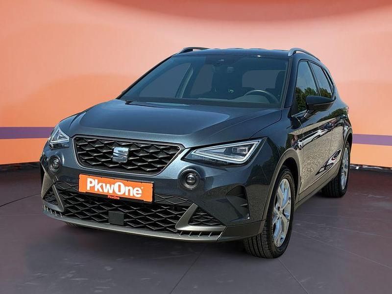 Grau Gebraucht 2023 Seat Arona FR-Line SUV | 16.220 € (Guter Preis) - Bild 1/4