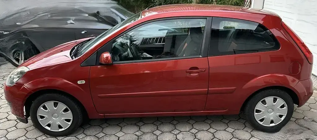 Gebraucht Ford Fiesta Style 101 PS (74 kW) 2008 Orange Kleinwagen