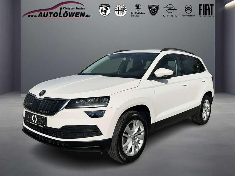 Candy weiss (weiß) Gebraucht 2020 Skoda Karoq SUV | 22.739 € (Fairer Preis) - Bild 1/4