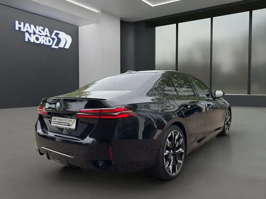 Gebraucht BMW i5 Performance 442 kW (601 PS) 2024 Schwarz Limousine