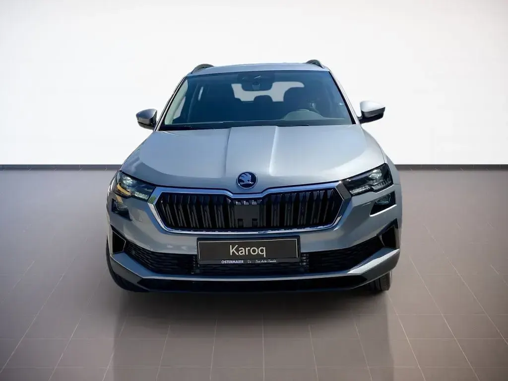 Neu Skoda Karoq Ambiente 150 PS (110 kW) 2026 Smokey diamondsilber SUV