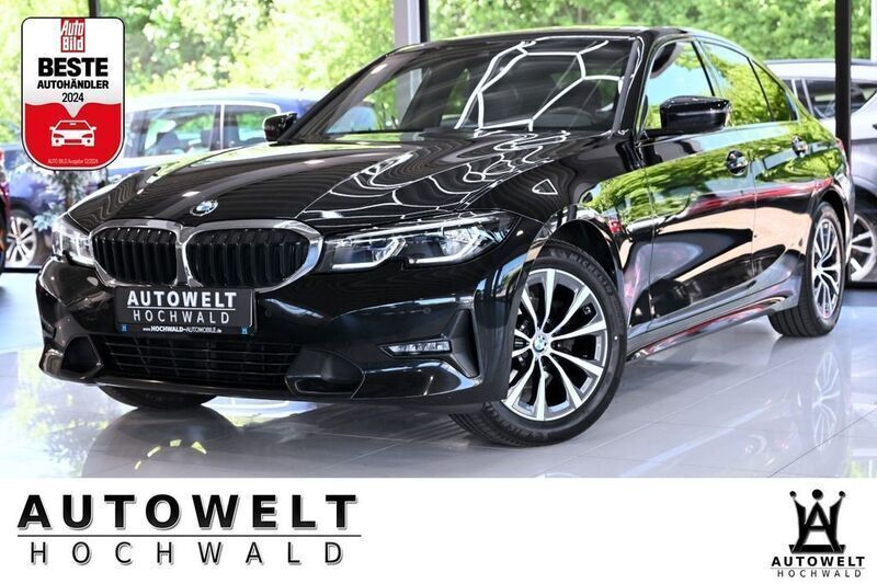 Schwarz Gebraucht 2022 BMW 318 Sport Line Limousine | 27.990 € (Teuer) - Bild 1/4